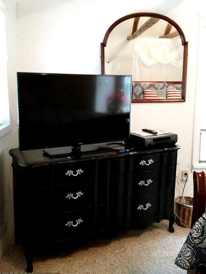 Traditional 1920's Cottage for a Secluded Getaway in the Shenandoah Valley, Virginia