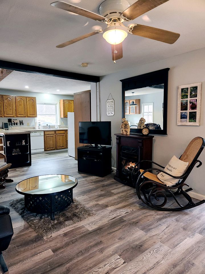 Traditional 1920's Cottage for a Secluded Getaway in the Shenandoah Valley, Virginia