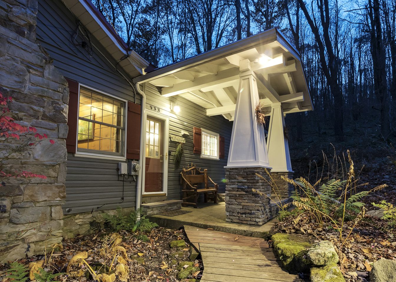 Charming Mountain Cabin near Ski and Golf Resorts, Pennsylvania