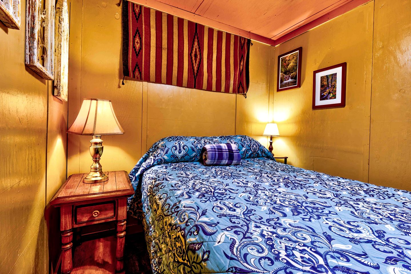 Secluded Log Cabin Nestled near the Smoky Mountains, North Carolina