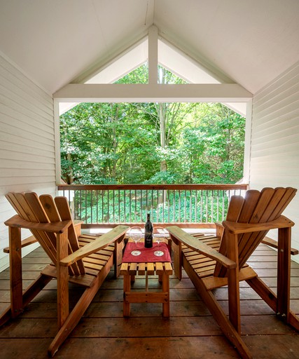 Nature Lodges (Holland, Michigan, United States of America)