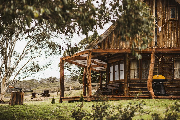 Log Cabins (Australia, Greenlands, New South Wales)