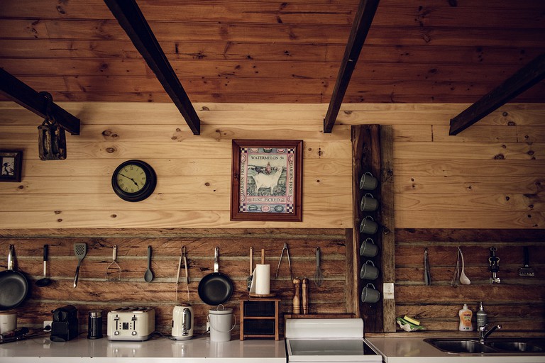 Log Cabins (Australia, Greenlands, New South Wales)