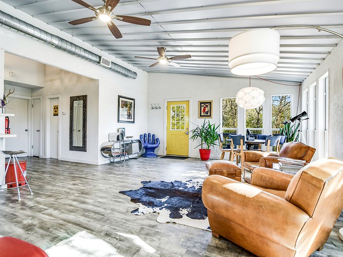 Vacation Rentals (Round Top, Texas, United States)