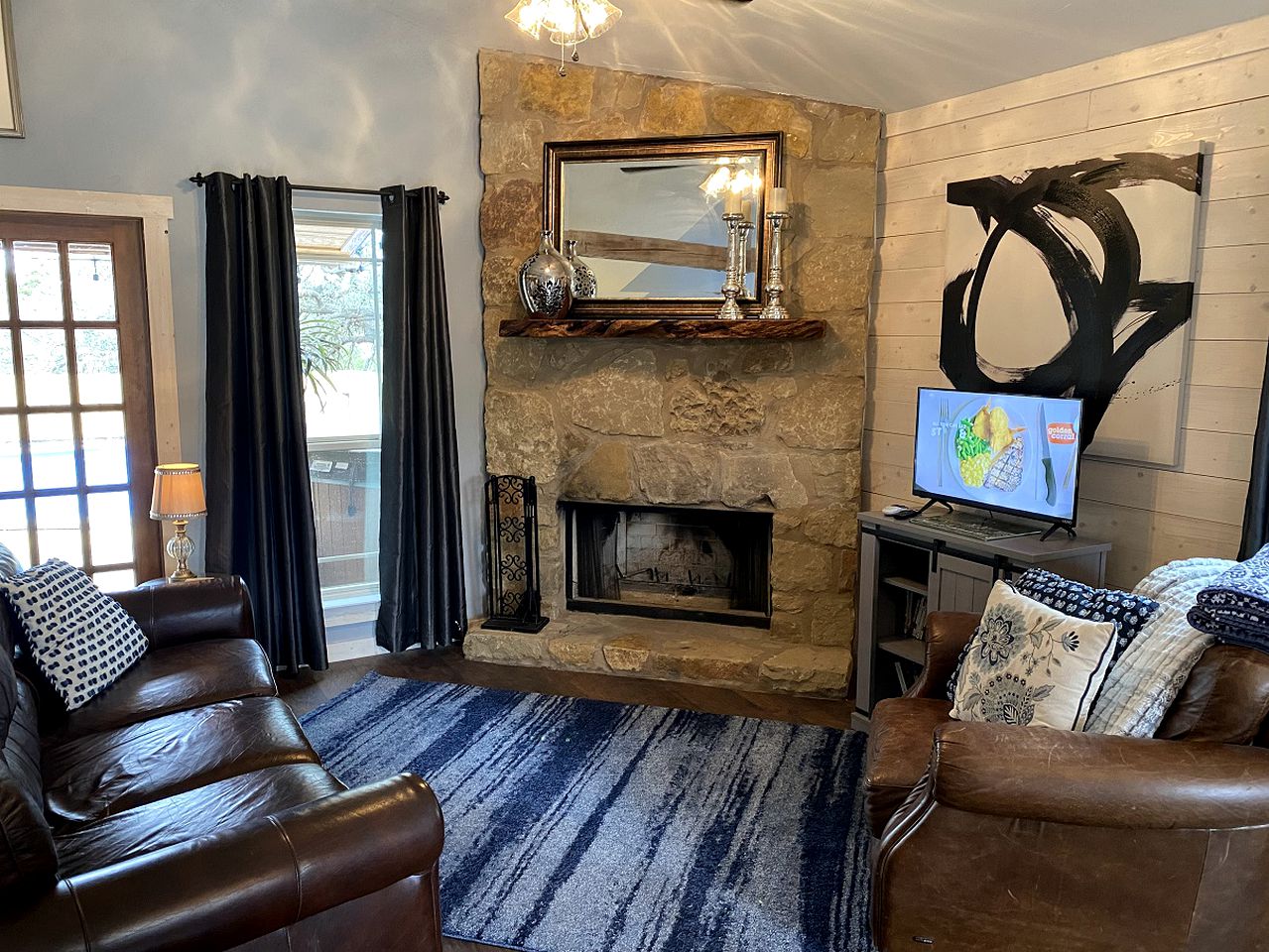 Charming Pet-Friendly Vacation Rental with a Private Pool in Hays County, Texas