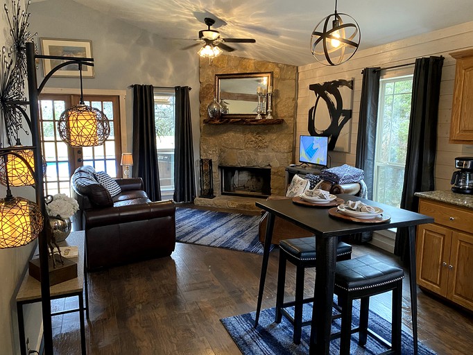 Cottages (United States of America, Wimberley, Texas)