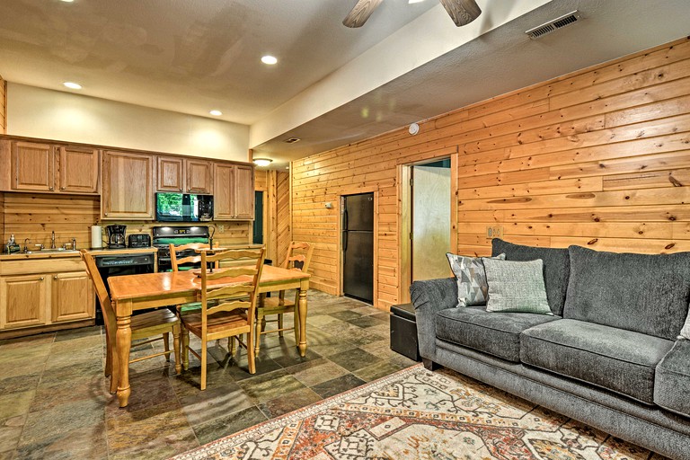 Log Cabins (United States of America, Bellaire, Michigan)