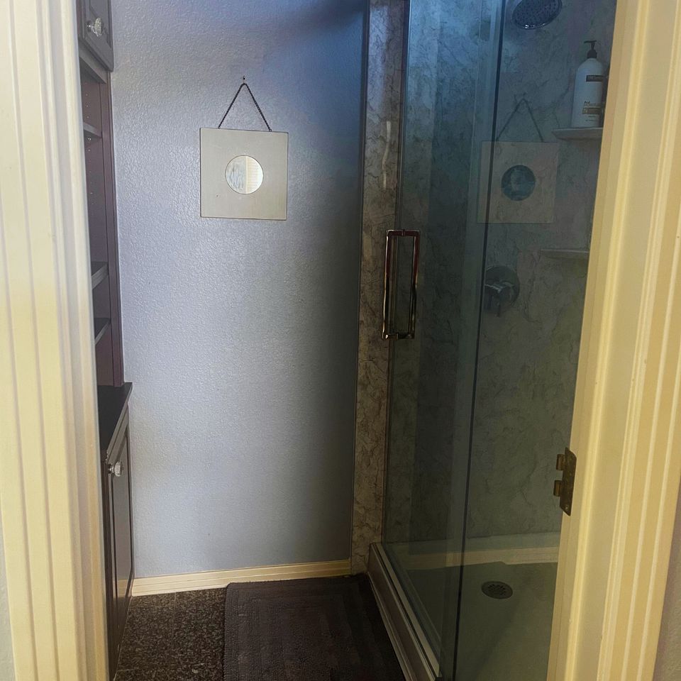 Luxurious Vacation Rental for Large Groups and Special Events on Lake Travis, Texas