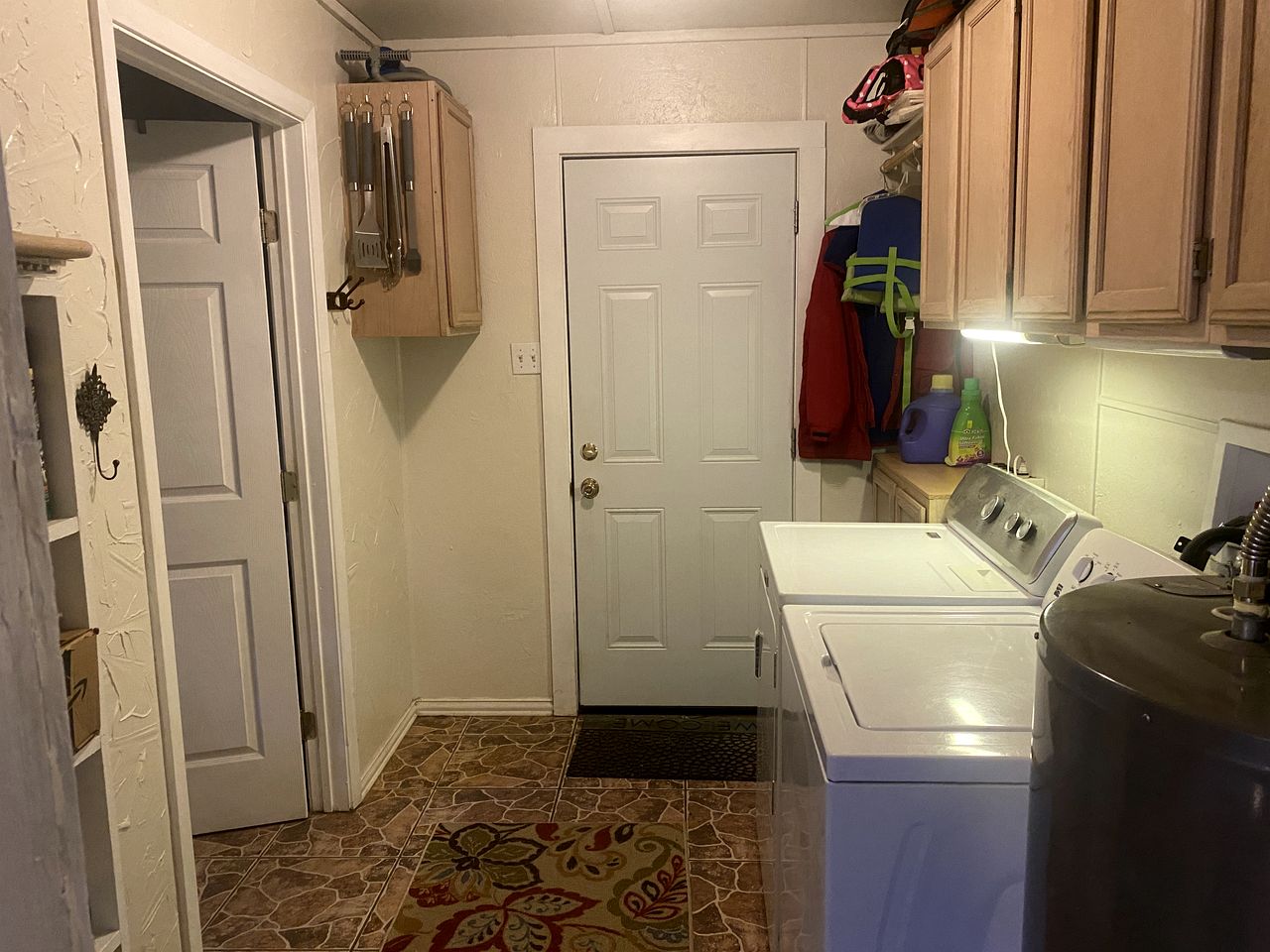 Rustic Cabin Rental within Walking Distance of Lake Texoma in Denison, Texas