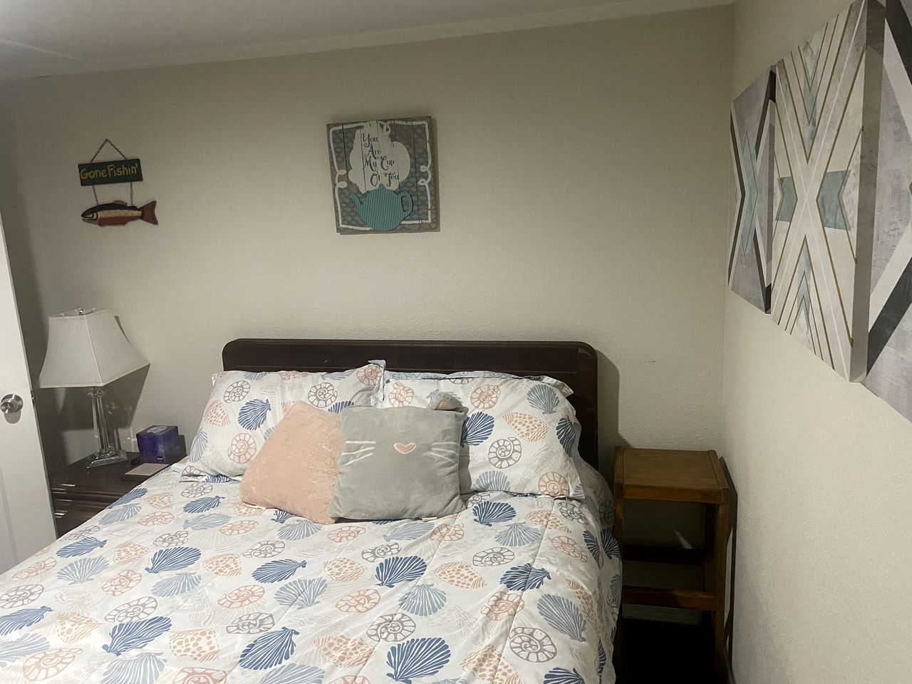 Rustic Cabin Rental within Walking Distance of Lake Texoma in Denison, Texas