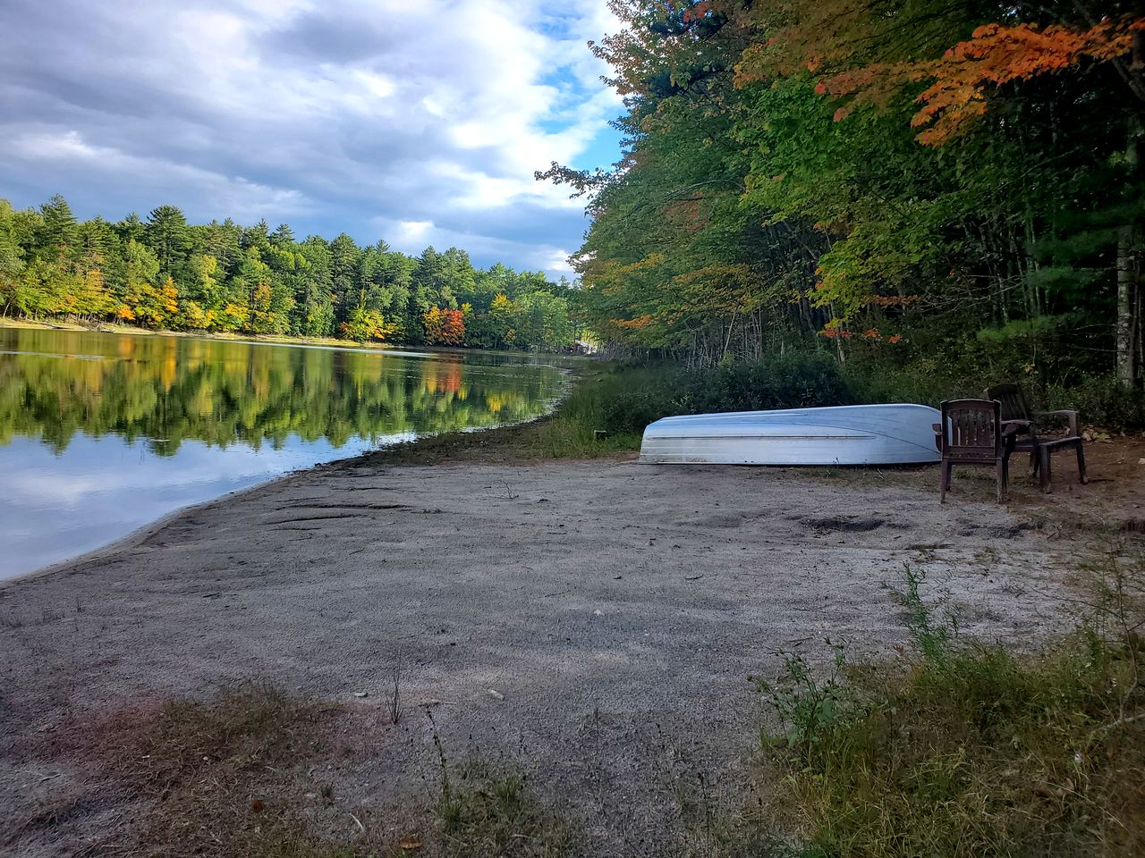 Waterfront Cabin Rental for a Peaceful Lake Getaway in Denmark, Maine
