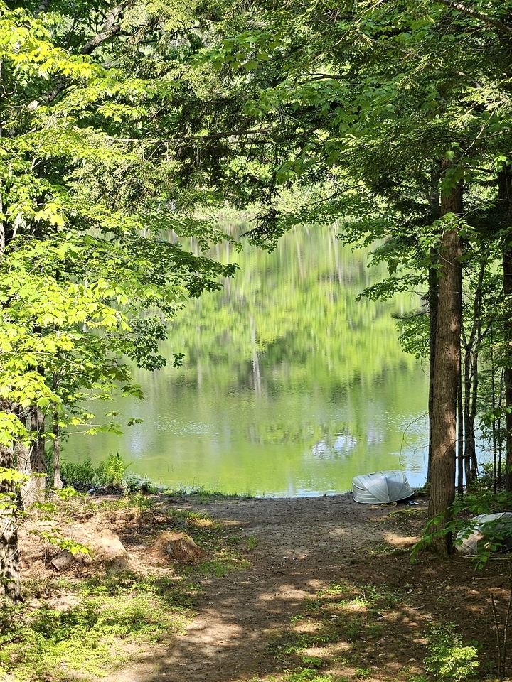 Waterfront Cabin Rental for a Peaceful Lake Getaway in Denmark, Maine