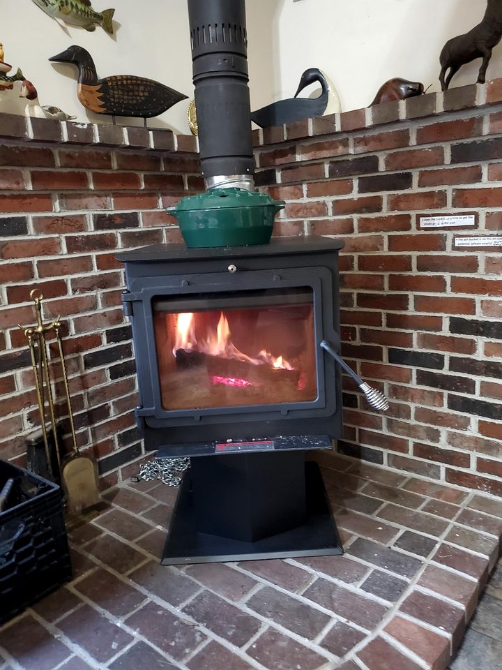 Waterfront Cabin Rental for a Peaceful Lake Getaway in Denmark, Maine