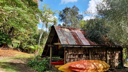 Garden Cottage Rental with Al Fresco Bathtub in Kerikeri, Bay of Islands, New Zealand photo 4