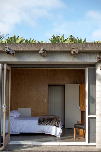 Cottages (New Plymouth, North Island, New Zealand)