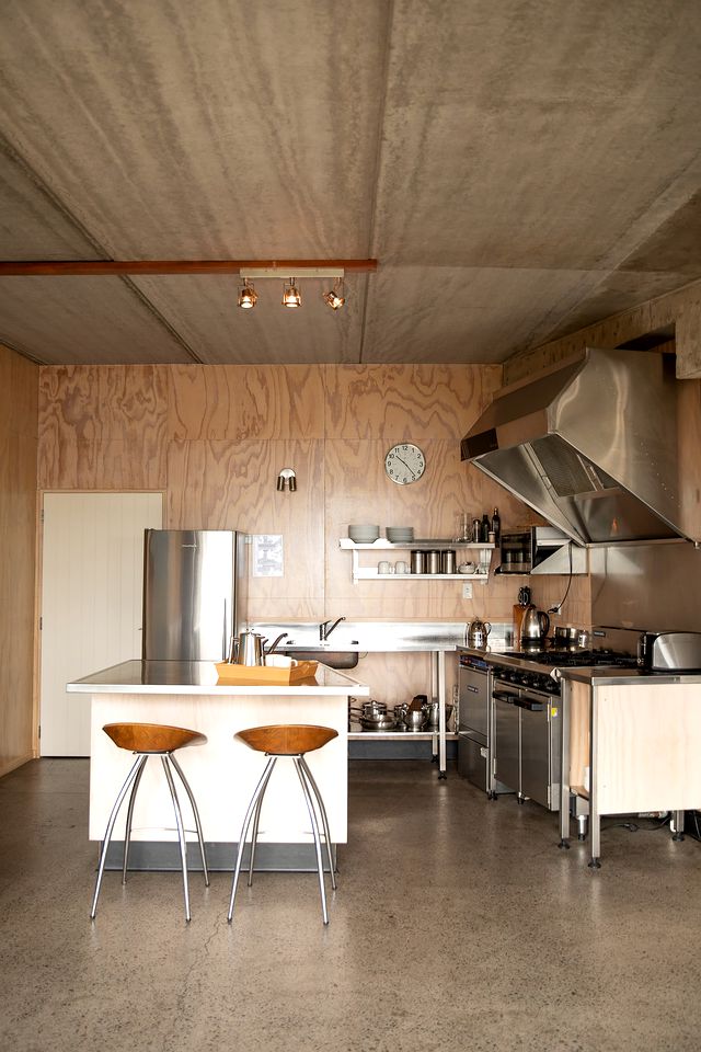 Rustic Holiday Rental for a Getaway near the Beach in New Plymouth, North Island