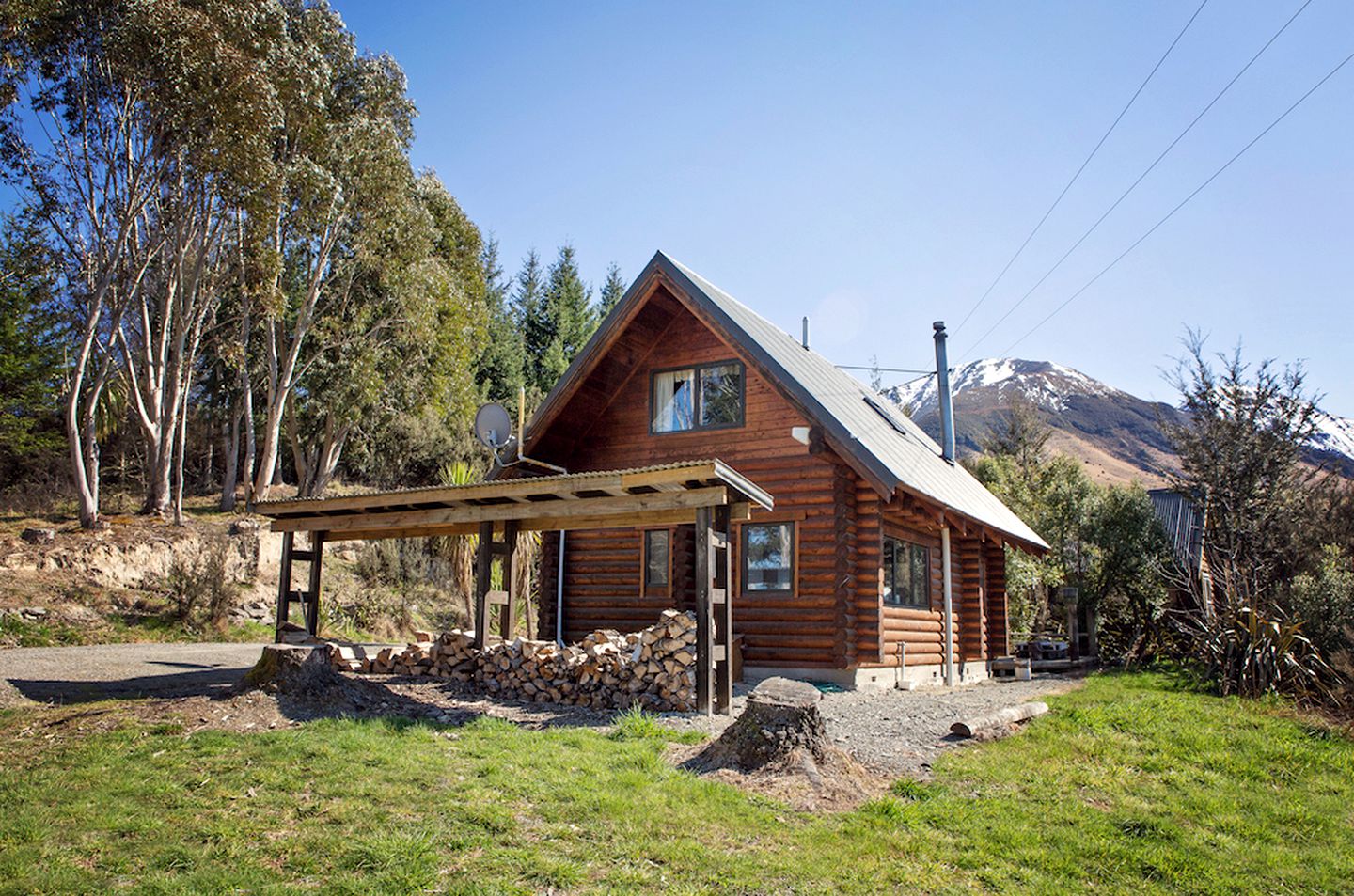 Log Cabins (Mount Lyford, South Island, New Zealand)