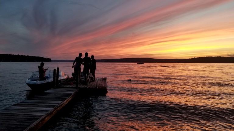Cabins (Hawley, Pennsylvania, United States of America)