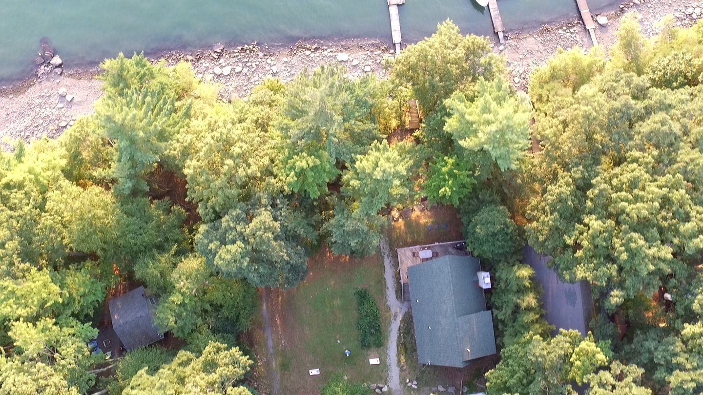 Lakefront Vacation Rental with Superb Views over Lake Wallenpaupack in Hawley, Pennsylvania