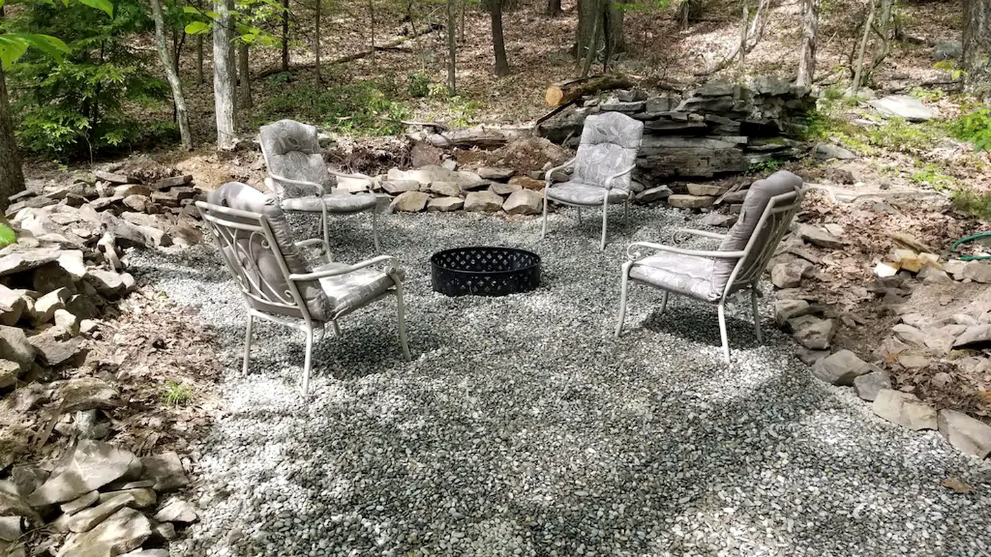 Lakefront Cabin Rental with Incredible Sunsets on Lake Wallenpaupack, Pennsylvania