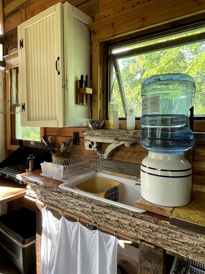 Gorgeous Tiny House Rental for a Glamping Getaway near Saratoga Springs in Upstate New York