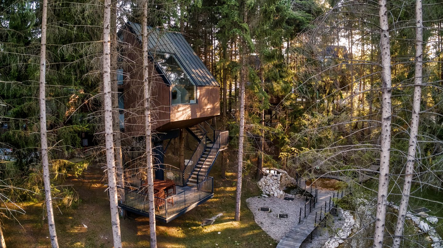 Unique Tree House Getaway in the Forest near Grabovac, Croatia