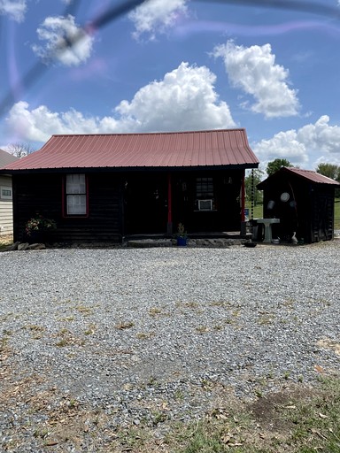 Cabins (United States of America, Denton, North Carolina)