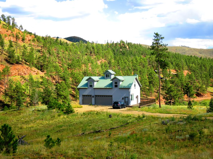 Cabins (Sedalia, Colorado, United States)