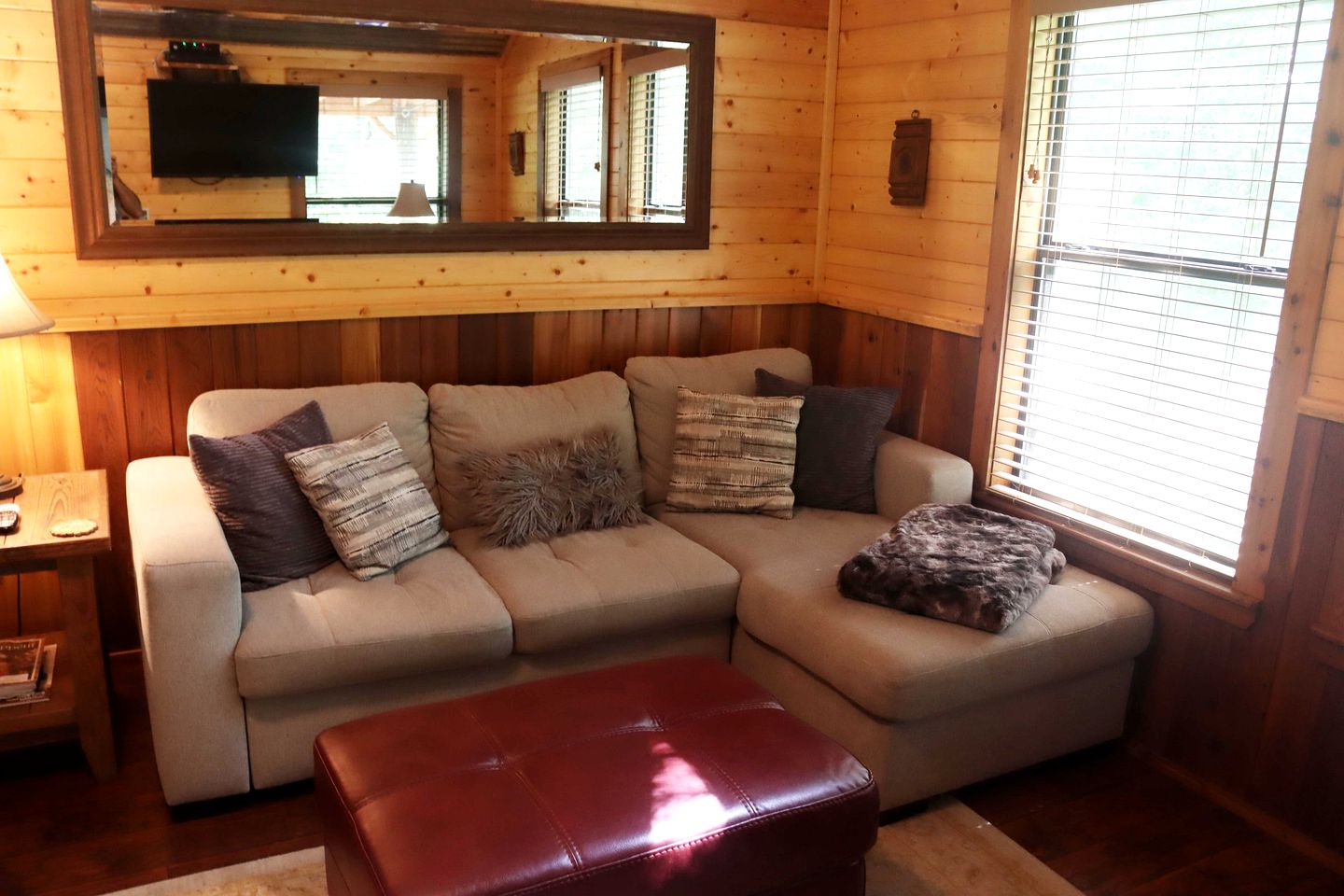 Stunning Cabin with Four-Person Hot Tub for Getaway near Carmine, Texas