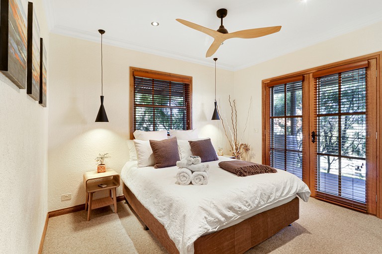 Cottages (Australia, Mansfield, Victoria)