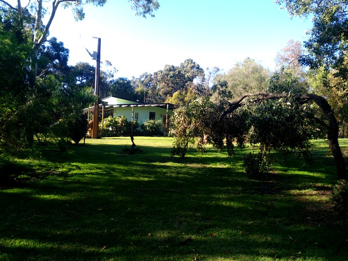 Cottages (Australia, Mount Gambier, South Australia)