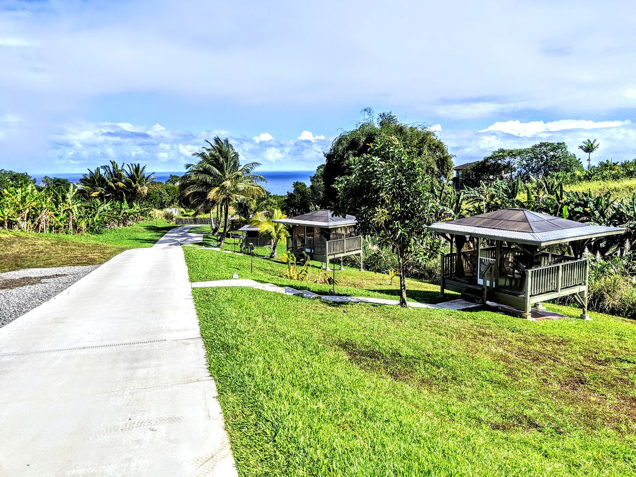 Fabulous Cabin Rental for a Glamping Getaway near Volcanoes National Park, Hawaii
