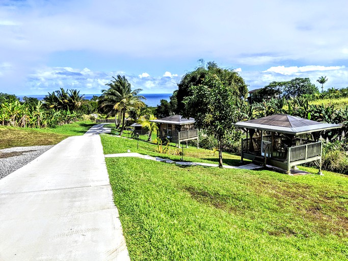 Cabins (Pepeekeo, Hawaii, United States of America)