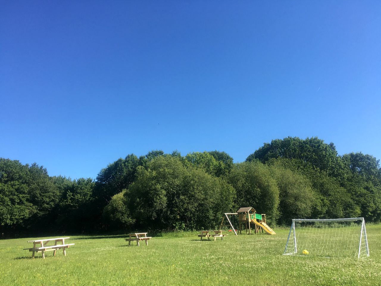 Fabulous Bell Tent Ideal for a Glamping Getaway in Blond, France