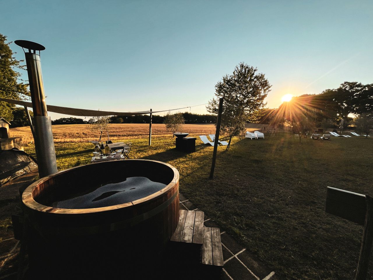 Luxury Tent Rental for a Glamping Getaway in Tuscany, Italy