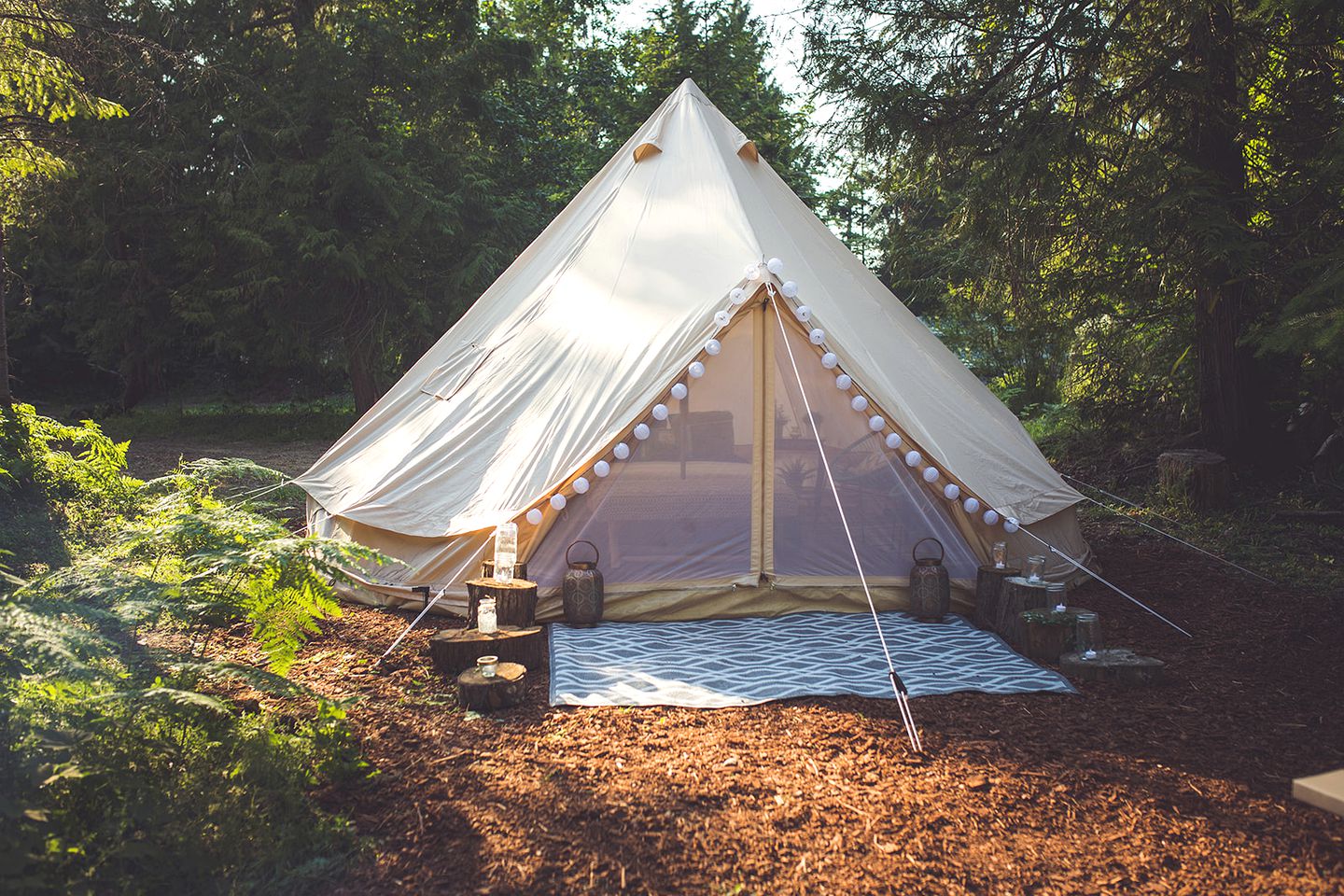 AB Elevated Escapes, Bell Tents 55911, Nanaimo, Canada Glamping Hub