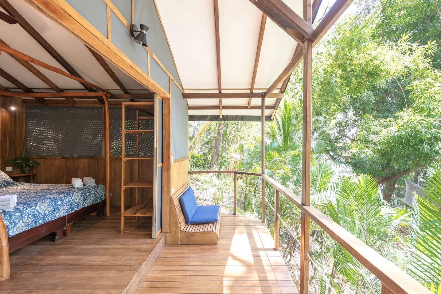 Eco-Friendly Glamping near Tambor Beach in Puntarenas, Costa Rica