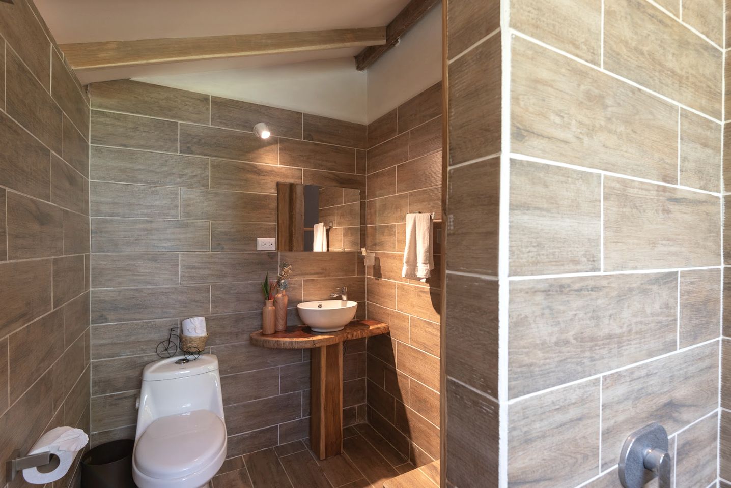 Eco-Friendly Glamping near Tambor Beach in Puntarenas, Costa Rica