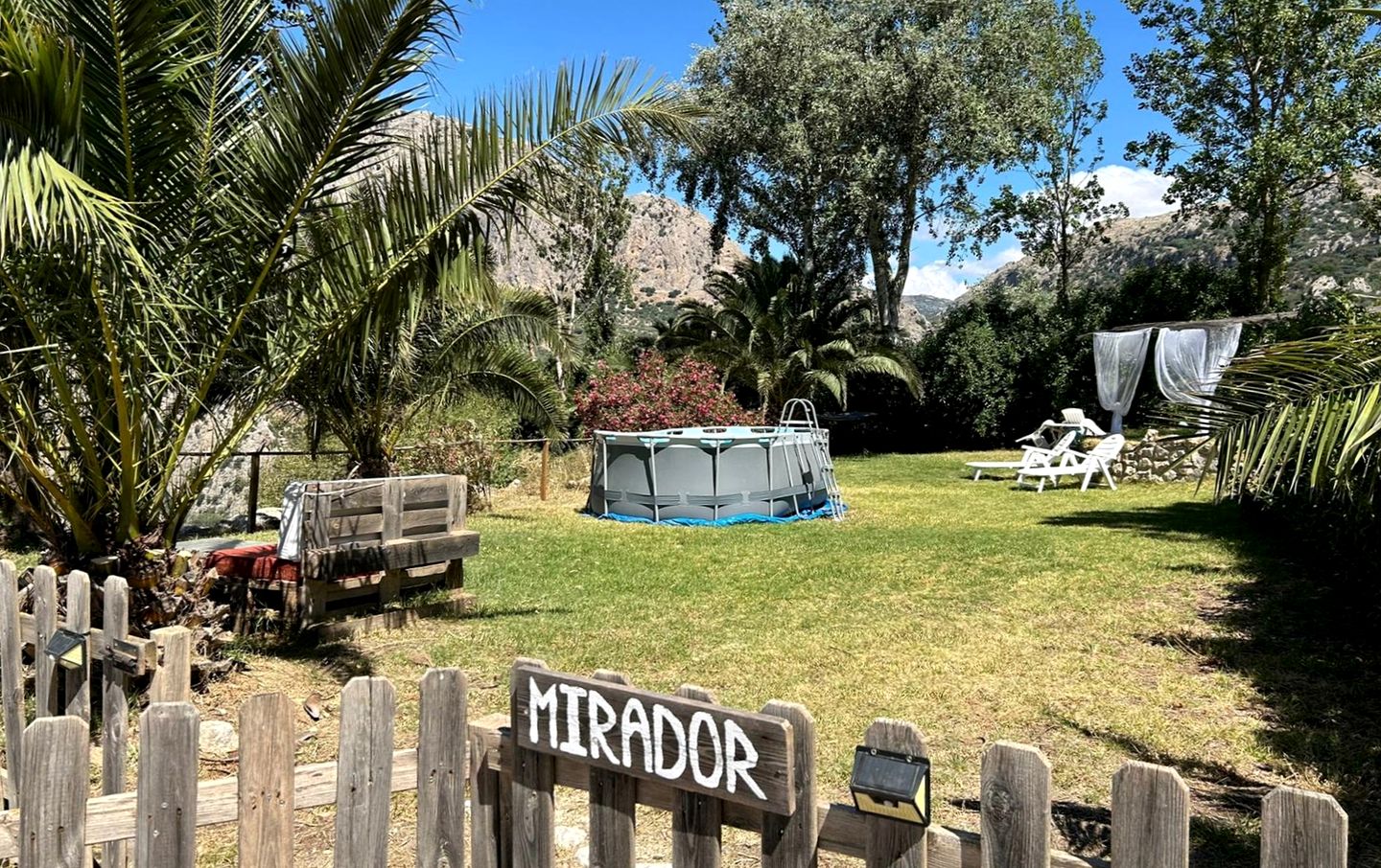 Traditional Holiday Cottage with a Pool near Malaga in Spain
