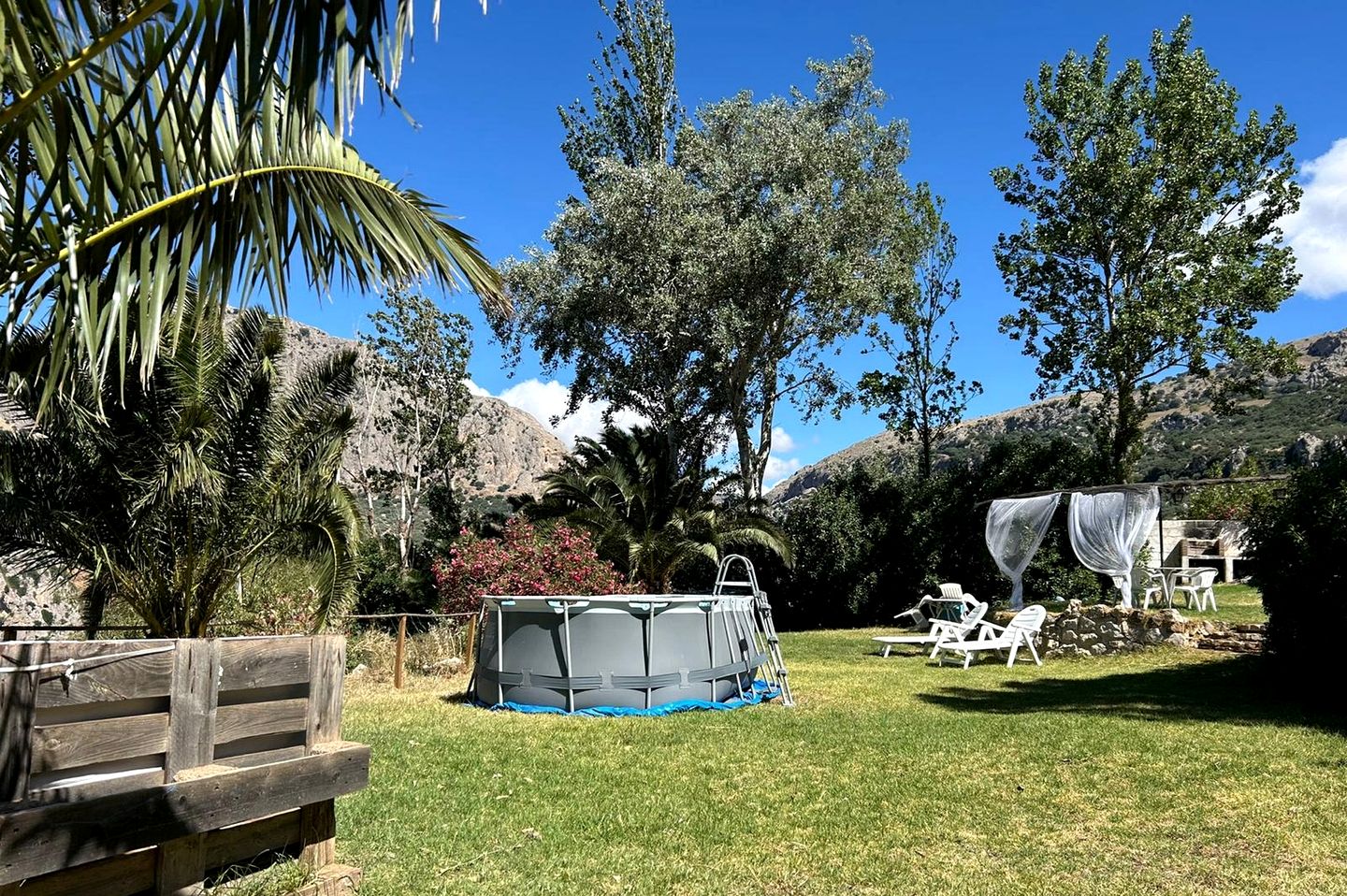 Traditional Holiday Cottage with a Pool near Malaga in Spain