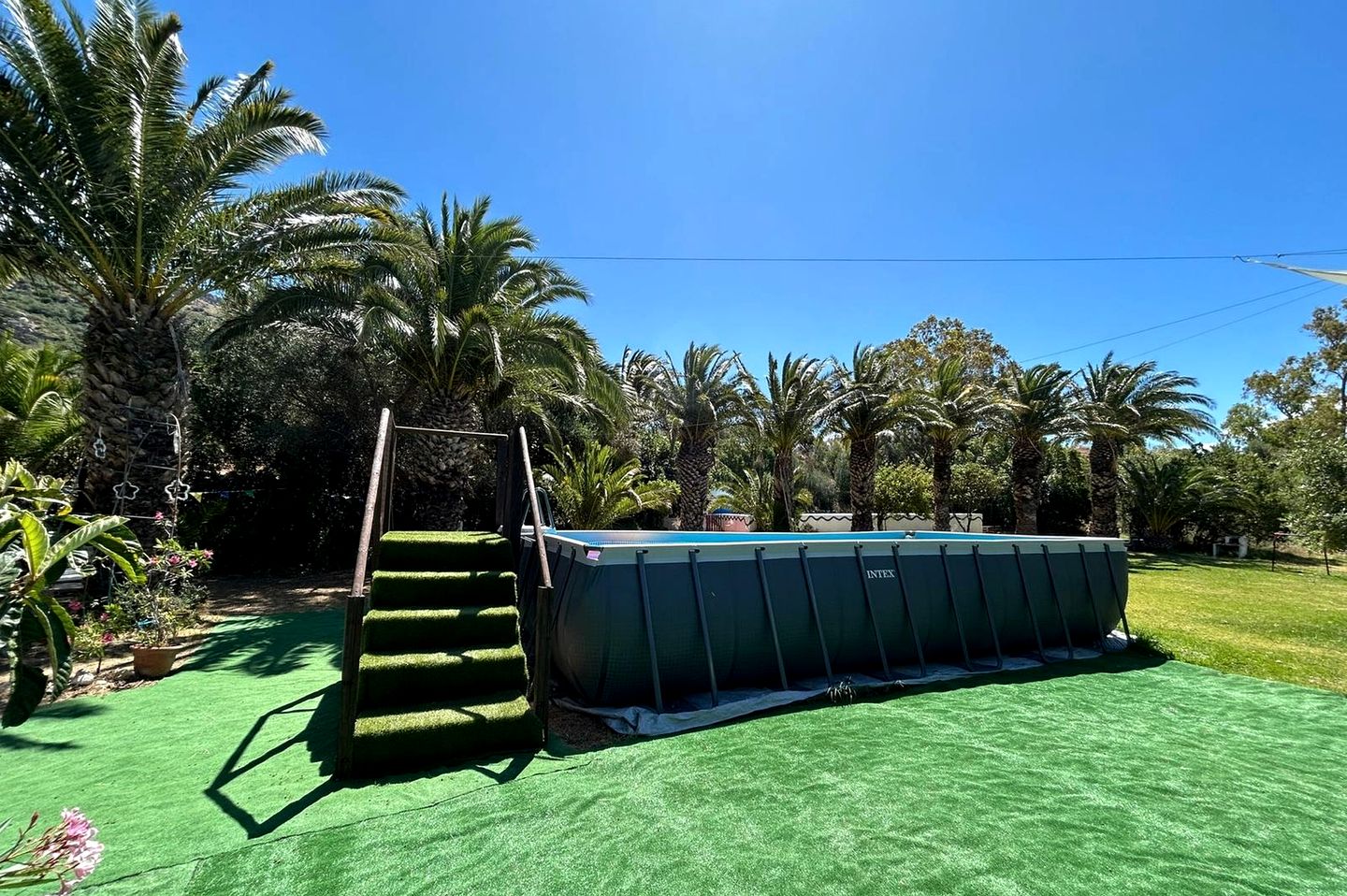Traditional Holiday Cottage with a Pool near Malaga in Spain