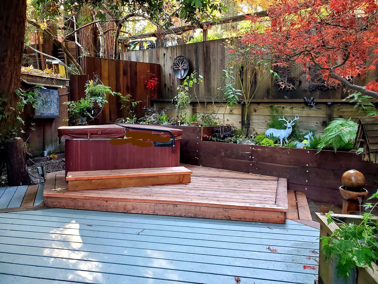 Secluded Cottage Rental with a Private Hot Tub in the Redwoods of Guerneville, California