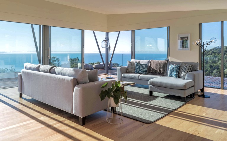 Villas (New Zealand, Nelson, South Island)