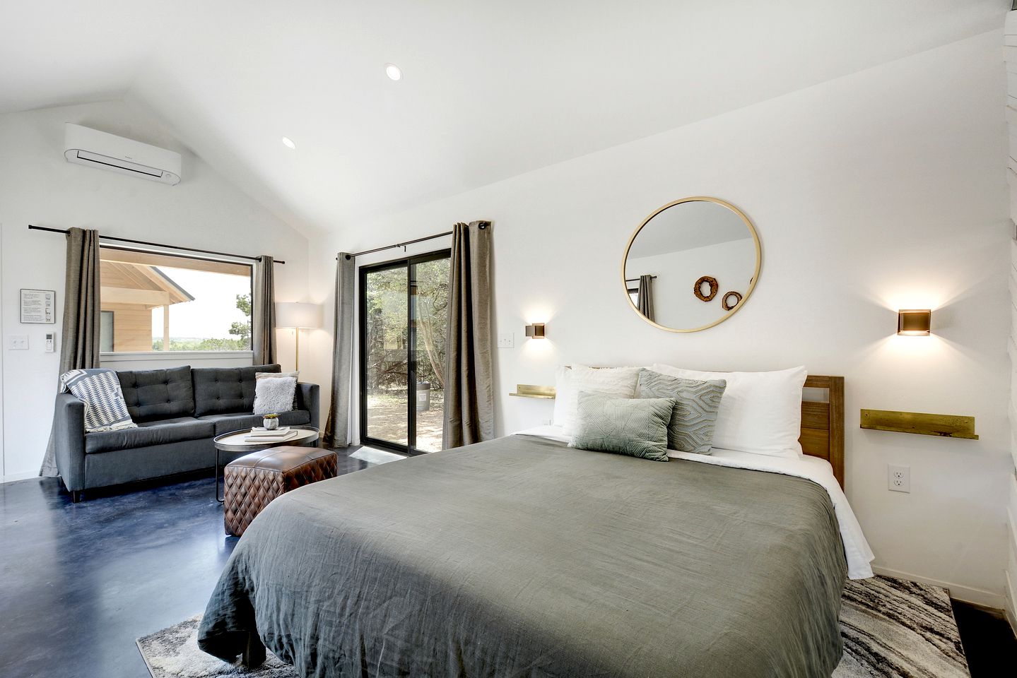 Cozy Texas Hill Country Cabins for Romantic Getaways near Austin