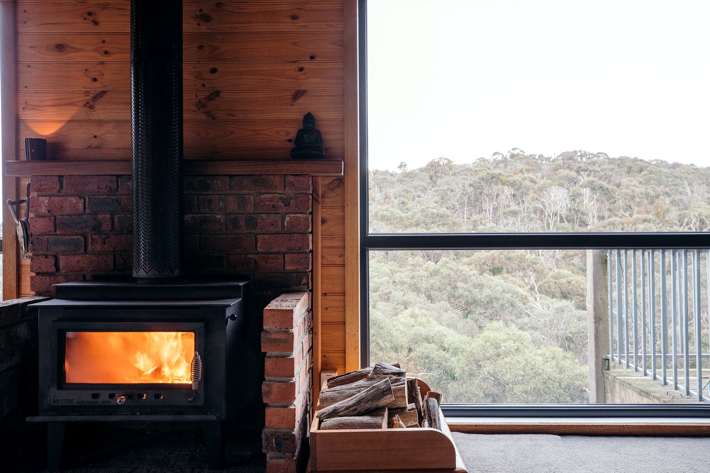 Secluded Holiday Home in Victoria to Experience Off-Grid Glamping near Melbourne