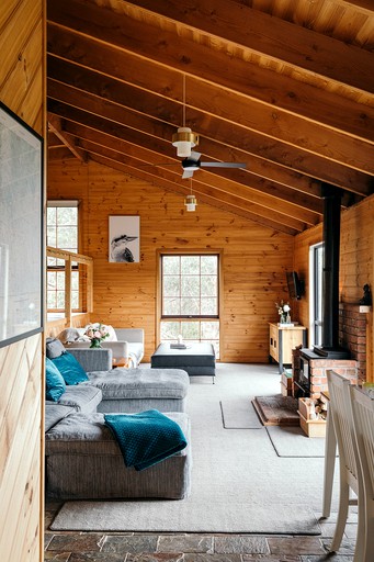 Cabins (Australia, Anakie, Victoria)