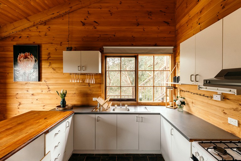 Cabins (Australia, Anakie, Victoria)