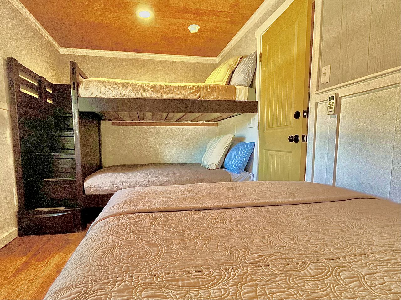 Beautiful and Spacious Texas Hill Country Cabin for Family Vacations in Texas