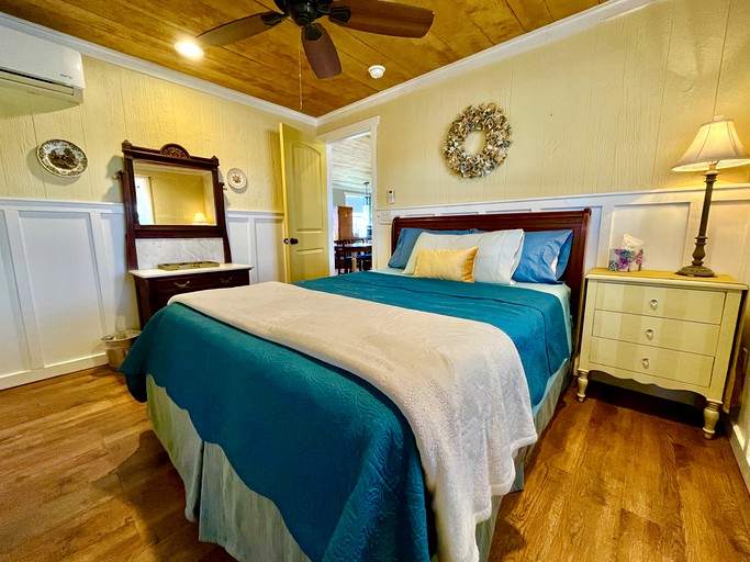 Cottages (United States of America, Dripping Springs, Texas)