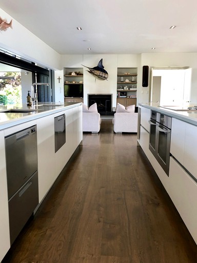 Beach Houses (Rawhiti, North Island, New Zealand)